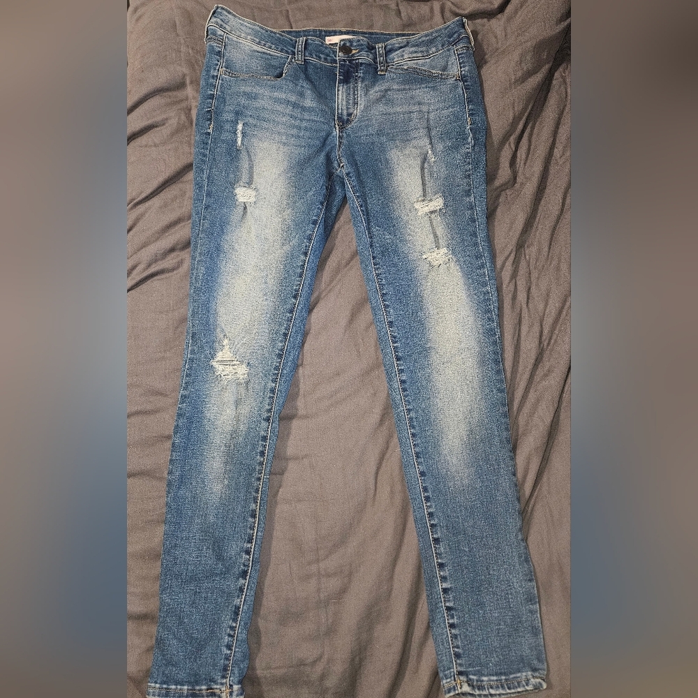 SO Women's Distressed Blue Jegging